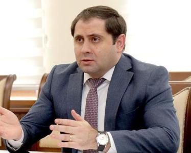На передовой не все так, как хотелось бы - министр обороны Армении