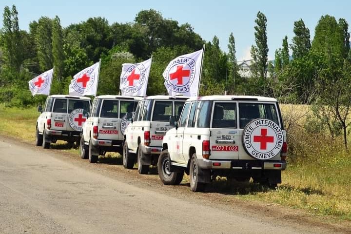 В январе представители МККК посетили военнопленных в Баку