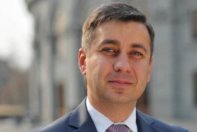 Ни одна зарплата министра не может быть повышена тайно: Карапетян выступил с разъяснениями