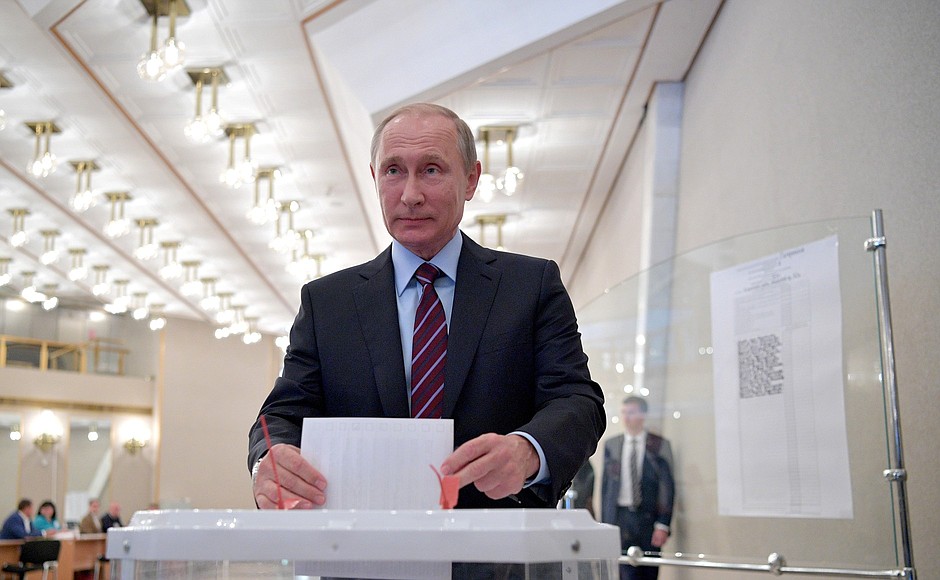 Путин еще не решил, будет ли баллотироваться на выборах 2018 года