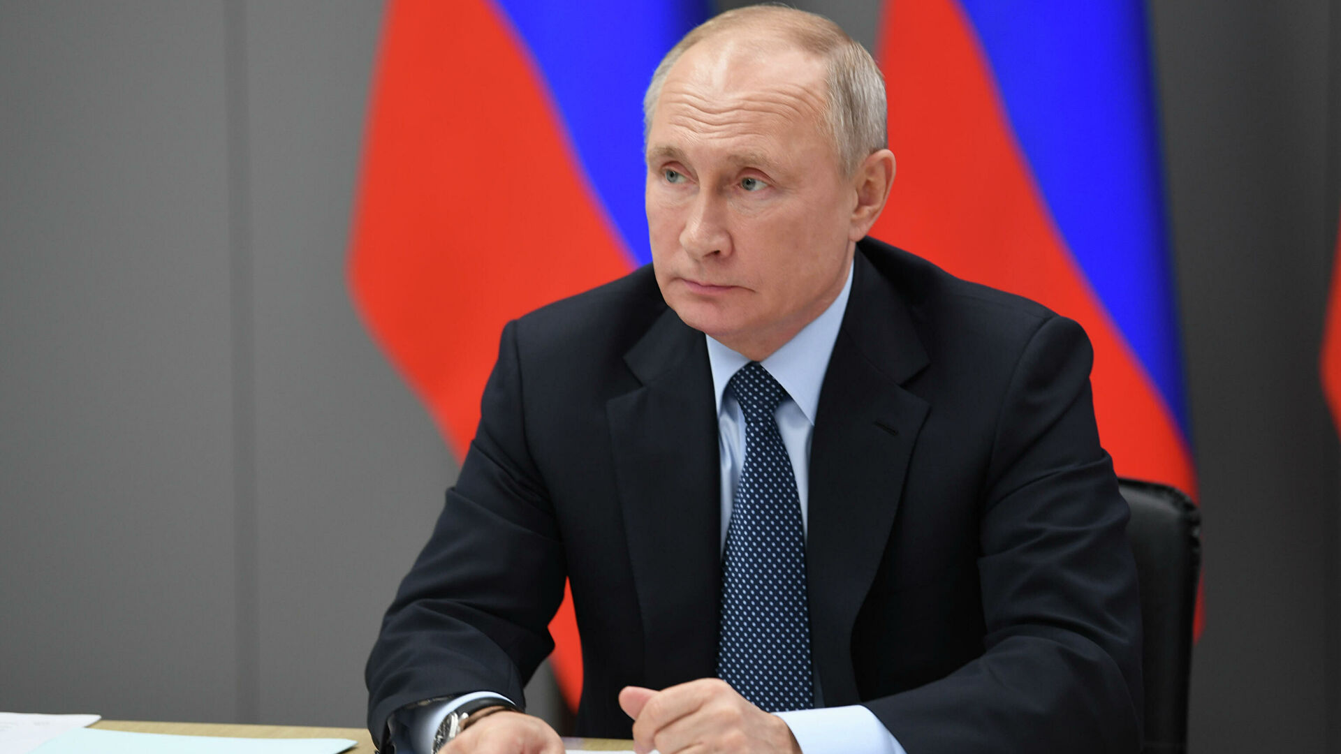 Российские миротворцы делают все возможное для стабилизации обстановки в Карабахе - Путин