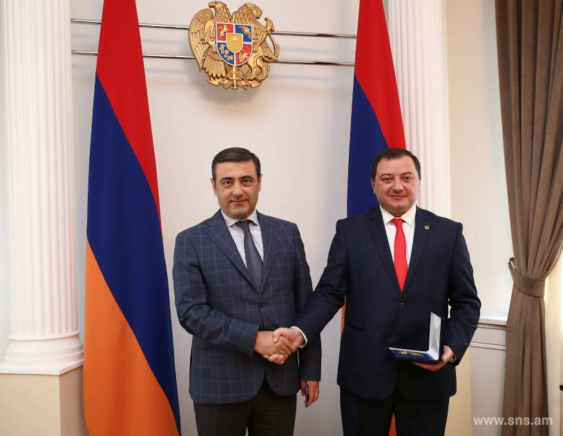 «За сотрудничество на границе»: в Армении  наградили начальника погранполиции МВД Грузии 