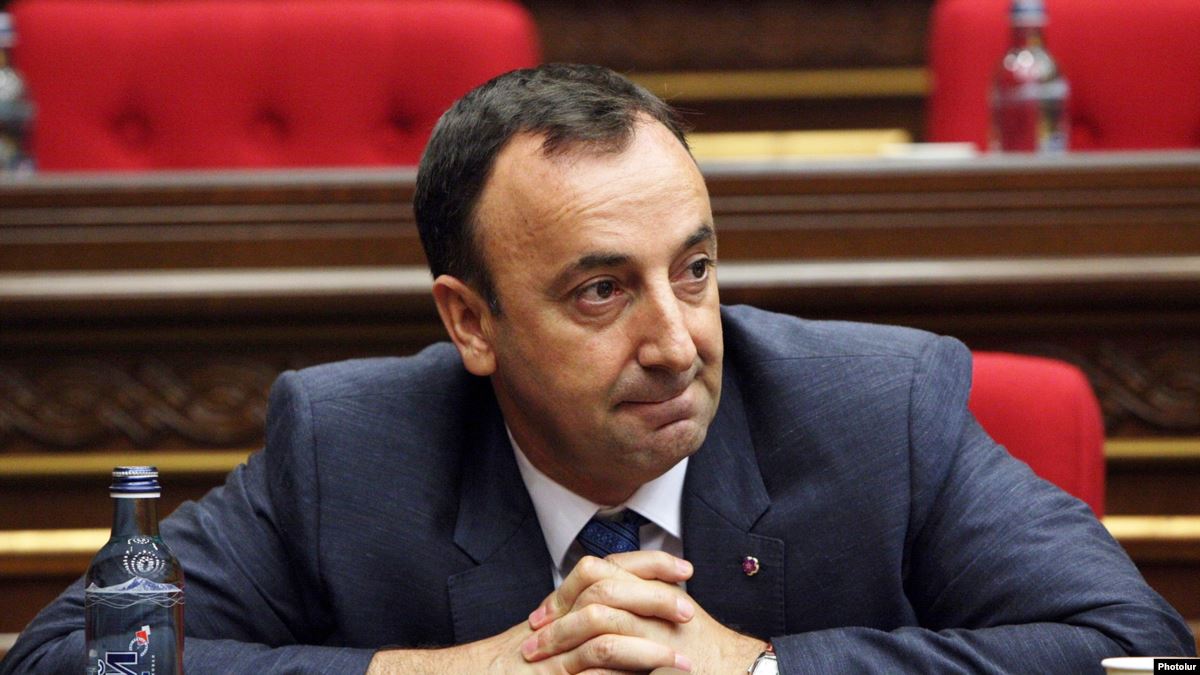 Председателю Конституционного суда Армении Грайру Товмасяну предъявлено обвинение 