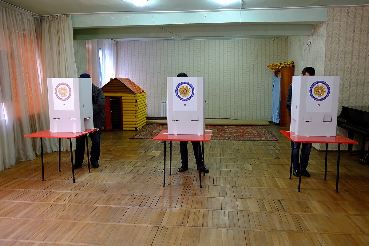 Наблюдатели от МПА СНГ приступили к долгосрочному мониторингу досрочных выборов в Армении
