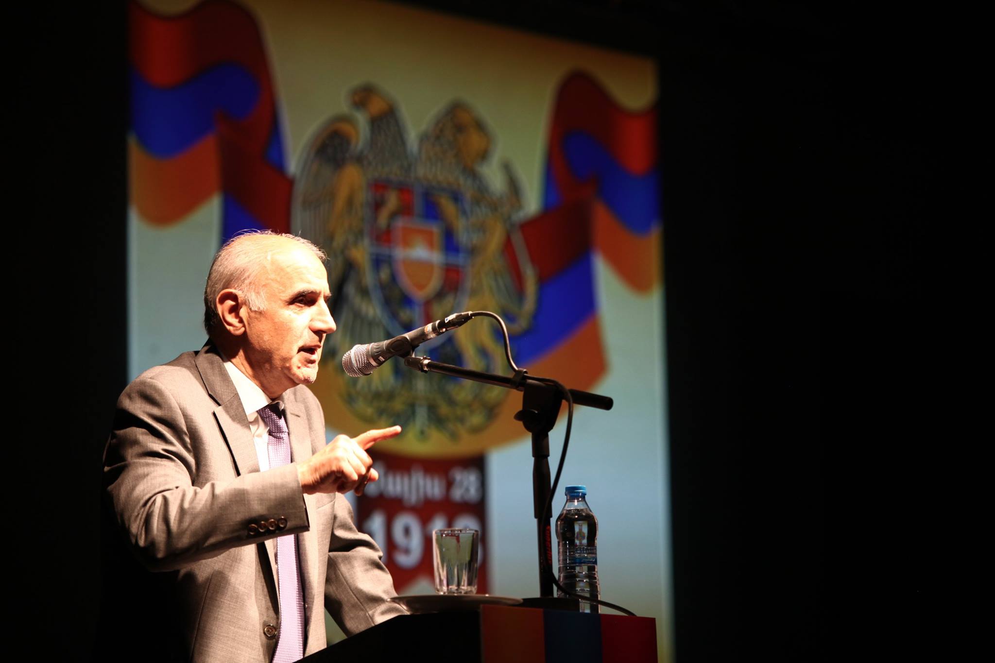 Посол Армении в Иране Арташес Туманян