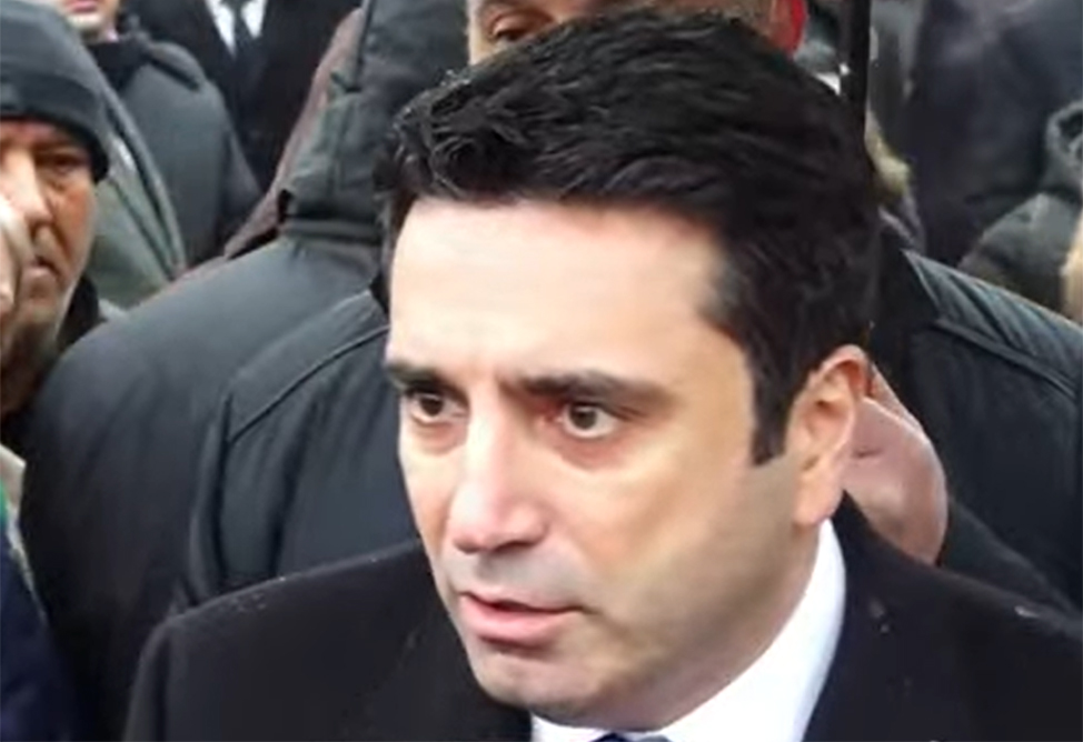 Մենք Ռուսաստանի հետ որևէ հարցով չենք պատերազմելու, չենք կռվելու. Ալեն Սիմոնյան