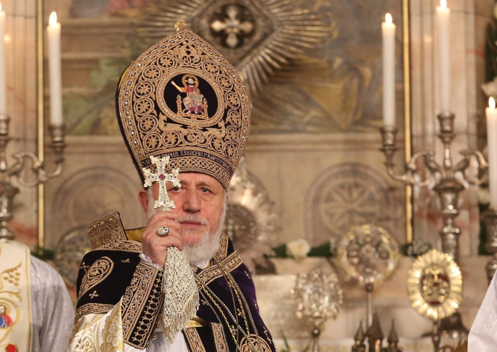 «Верховный Совет» выступил в защиту Католикоса