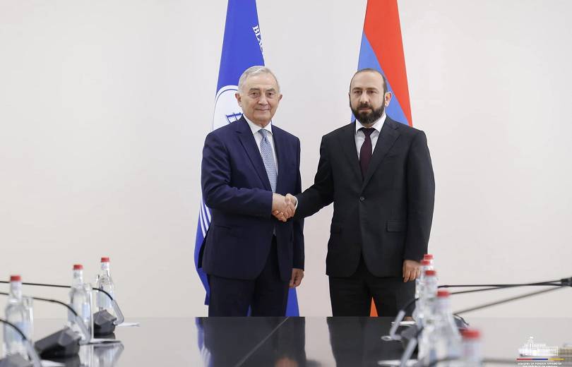 Армения начала председательство в ОЧЭС: Арарат Мирзоян встретился с Лазаром Коменеску