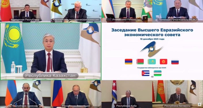 Назарбаев предложил Азербайджану получить статус наблюдателя в ЕАЭС 