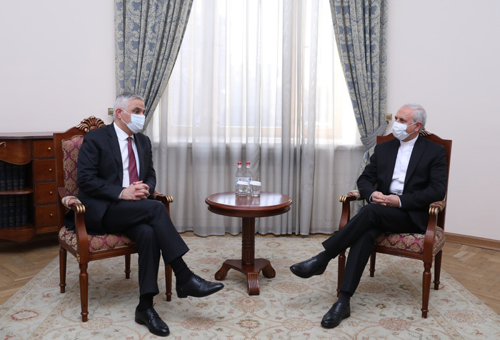 Вице-премьер и посол Ирана обсудили важность развития двусторонних отношений