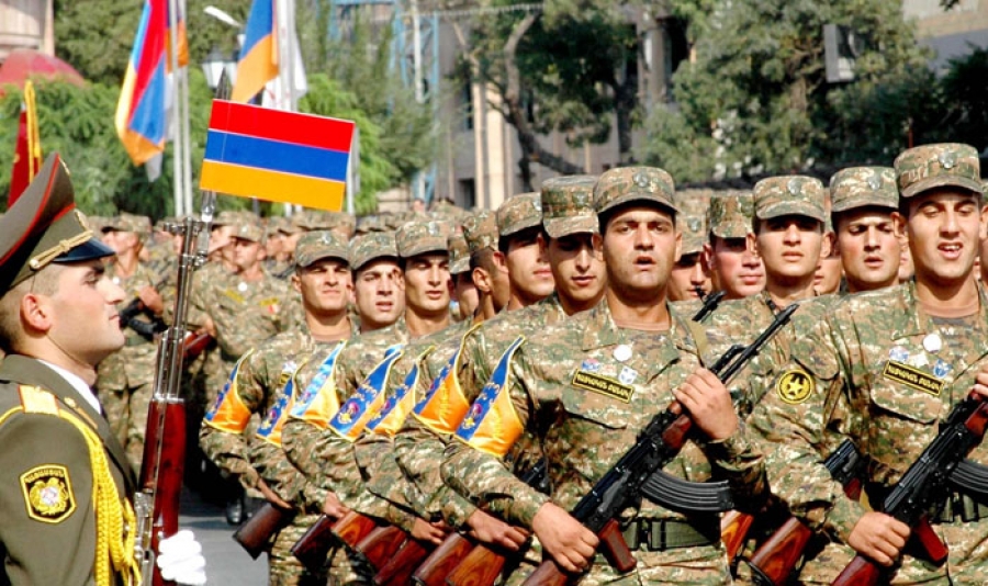 В Армении заговорили о перспективах перехода на профессиональную армию  