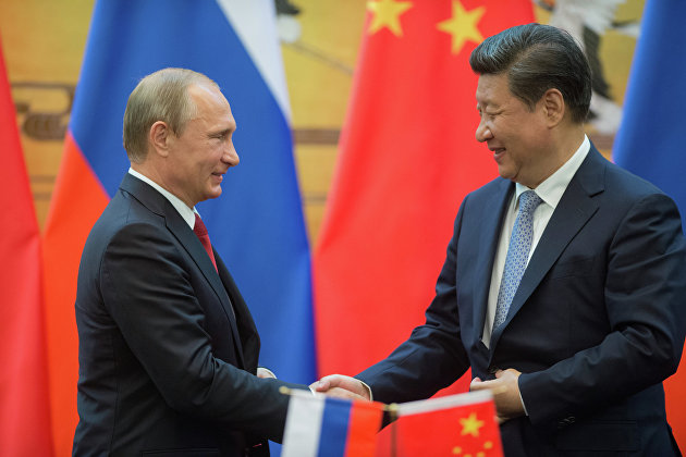 Посол КНР: Китай и Россия спина к спине защищают мир от гегемонизма