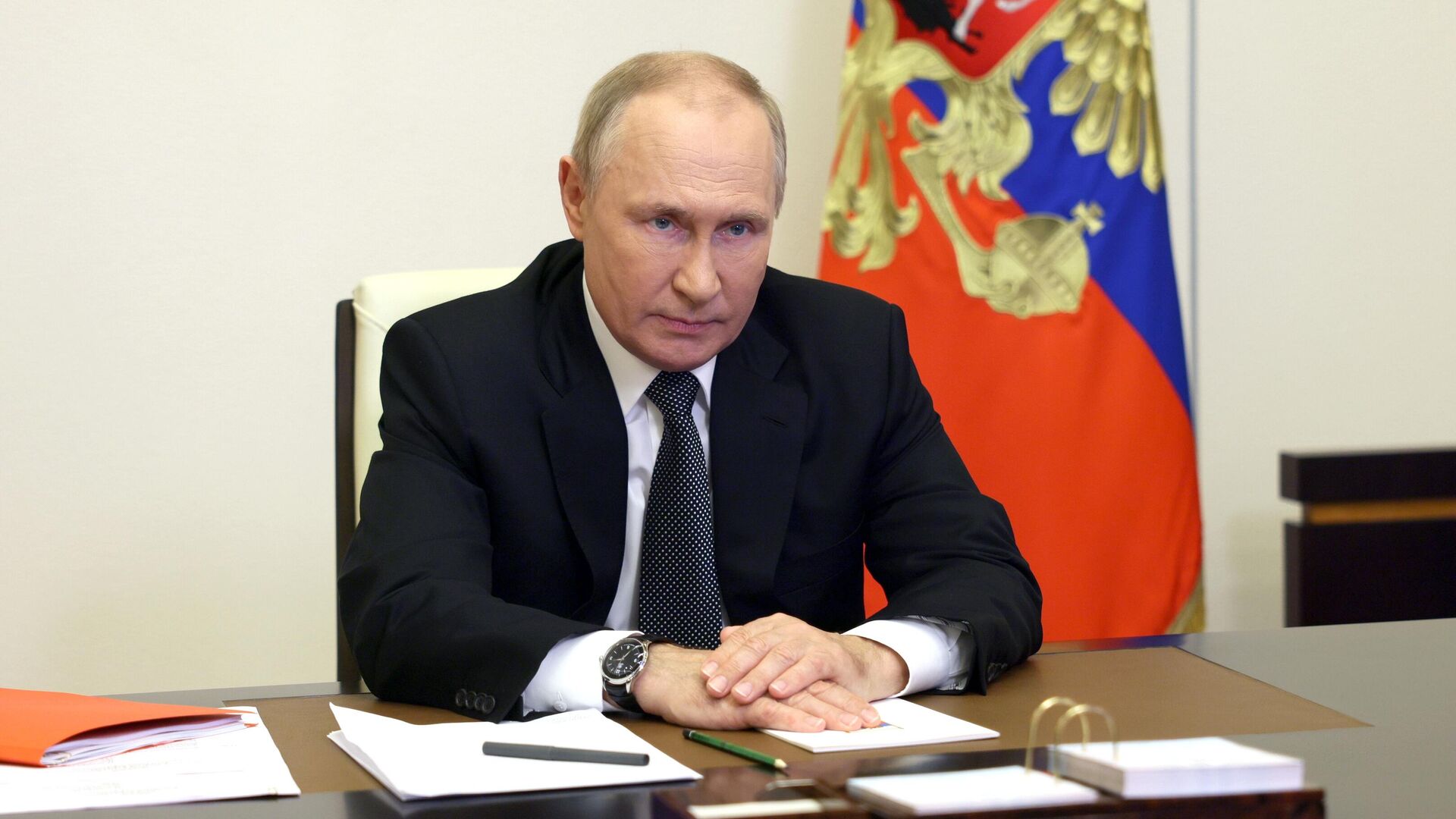 Путин обсудил с постоянными членами Совбеза России связи с соседними государствами