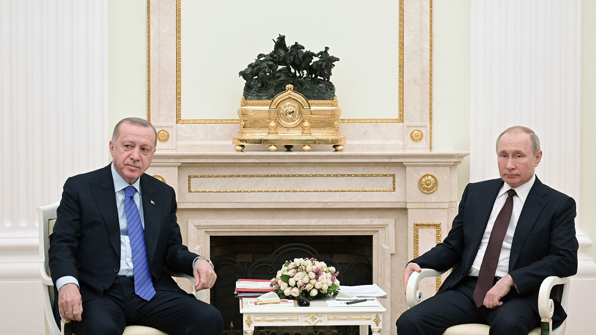 Путин и Эрдоган экстренно обсудили по телефону ситуацию вокруг Украины - СМИ