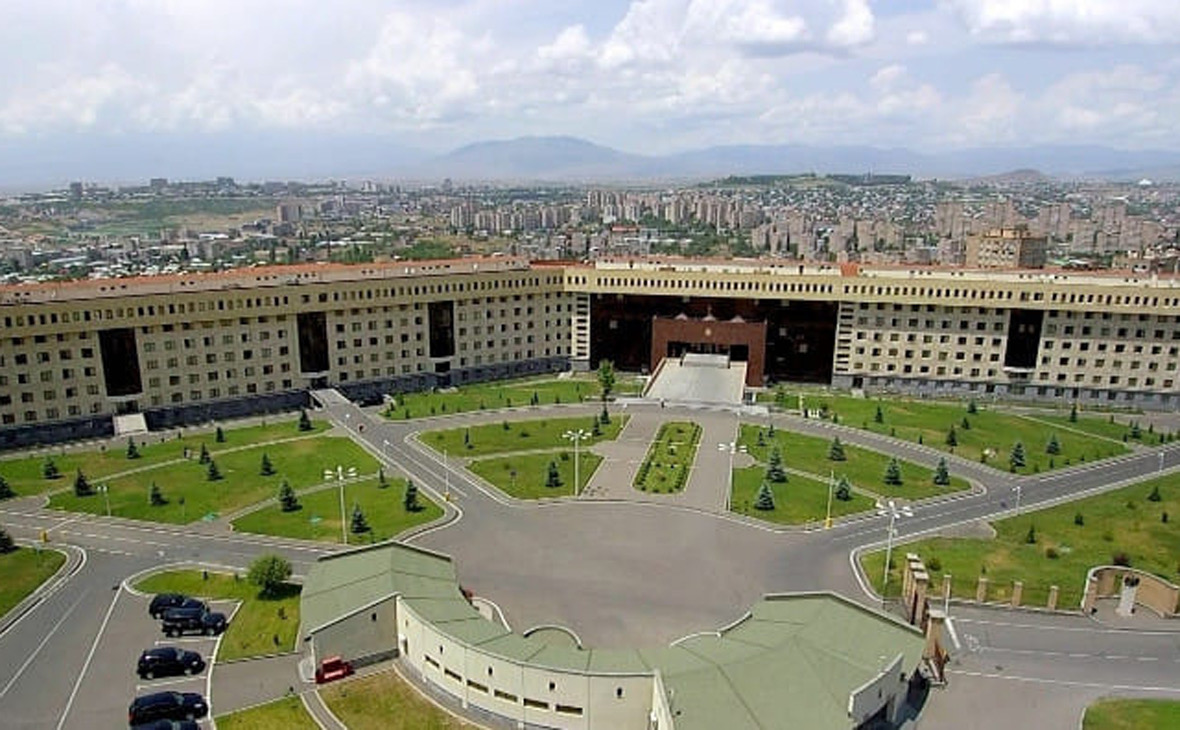Минобороны Армении опровергло заявление Баку о нападении на азербайджанского пограничника