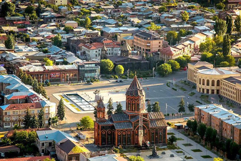 Подсчитана недвижимость российских чиновников в Армении  