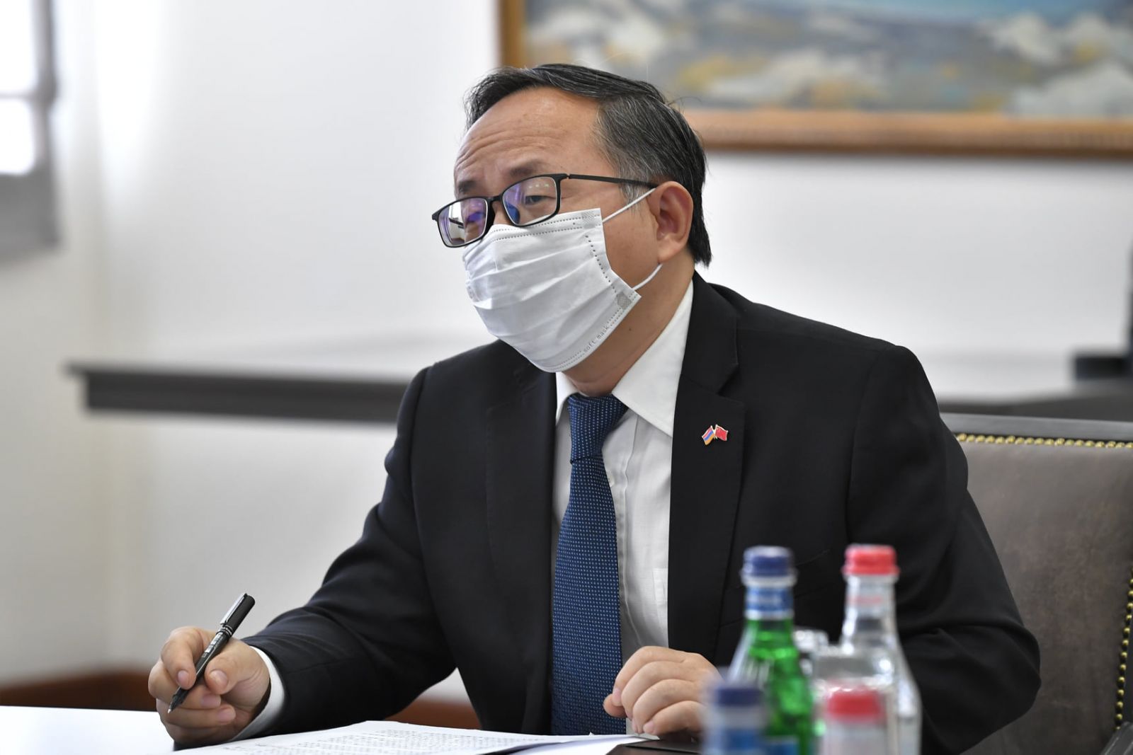 Китай готов подарить Армении вакцины против коронавируса - посол 