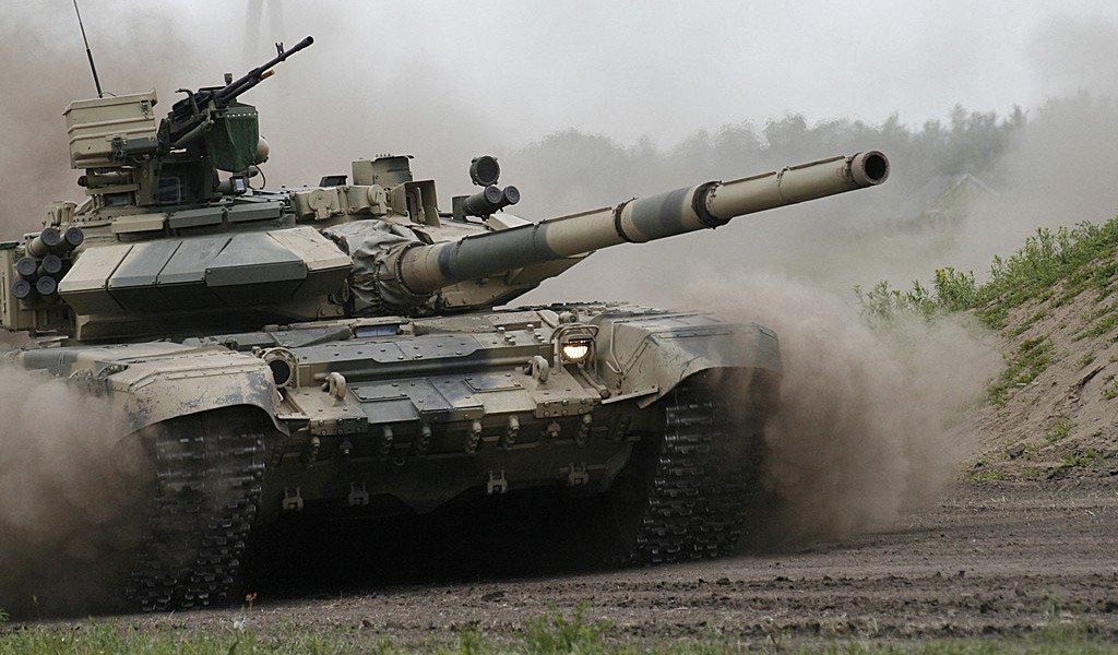 Похож на российский танк Т-90СМ: Иран начал производство танка «Карар»