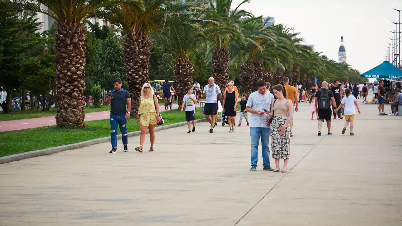  Армянским туристам понадобится медстраховка для въезда в Грузию 