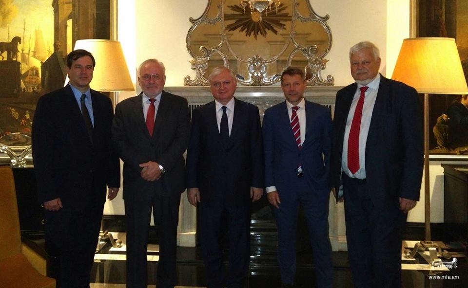 Глава МИД Армении в Москве проведет встречу с сопредседателями Минской группы ОБСЕ