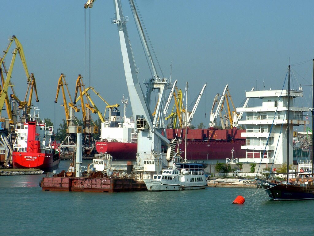 Грузооборот грузинских портов в 2020 году на 1,7% меньше, чем в 2019 году