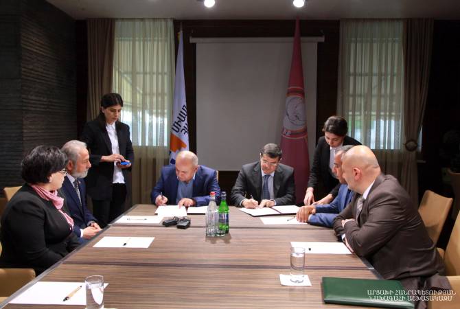 Араик Арутюнян и Самвел Бабаян подписали меморандум о сотрудничестве 