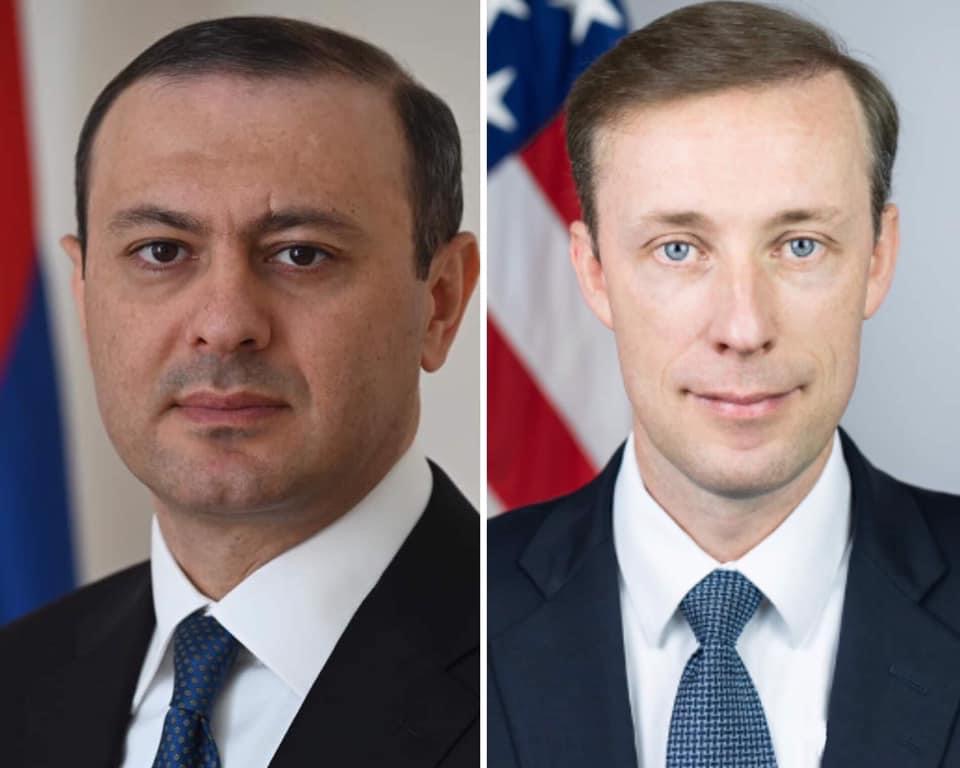 В Белом доме пройдут переговоры главы Совбеза Армении с советником Байдена 