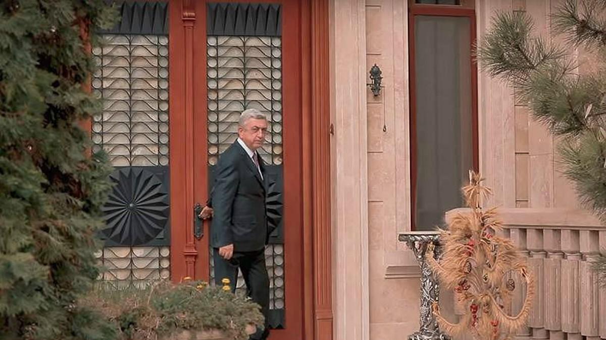 Մամուլ. Սերժ Սարգսյանին բնակարան հատկացնելու հարցը «գրվել է սառույցին»