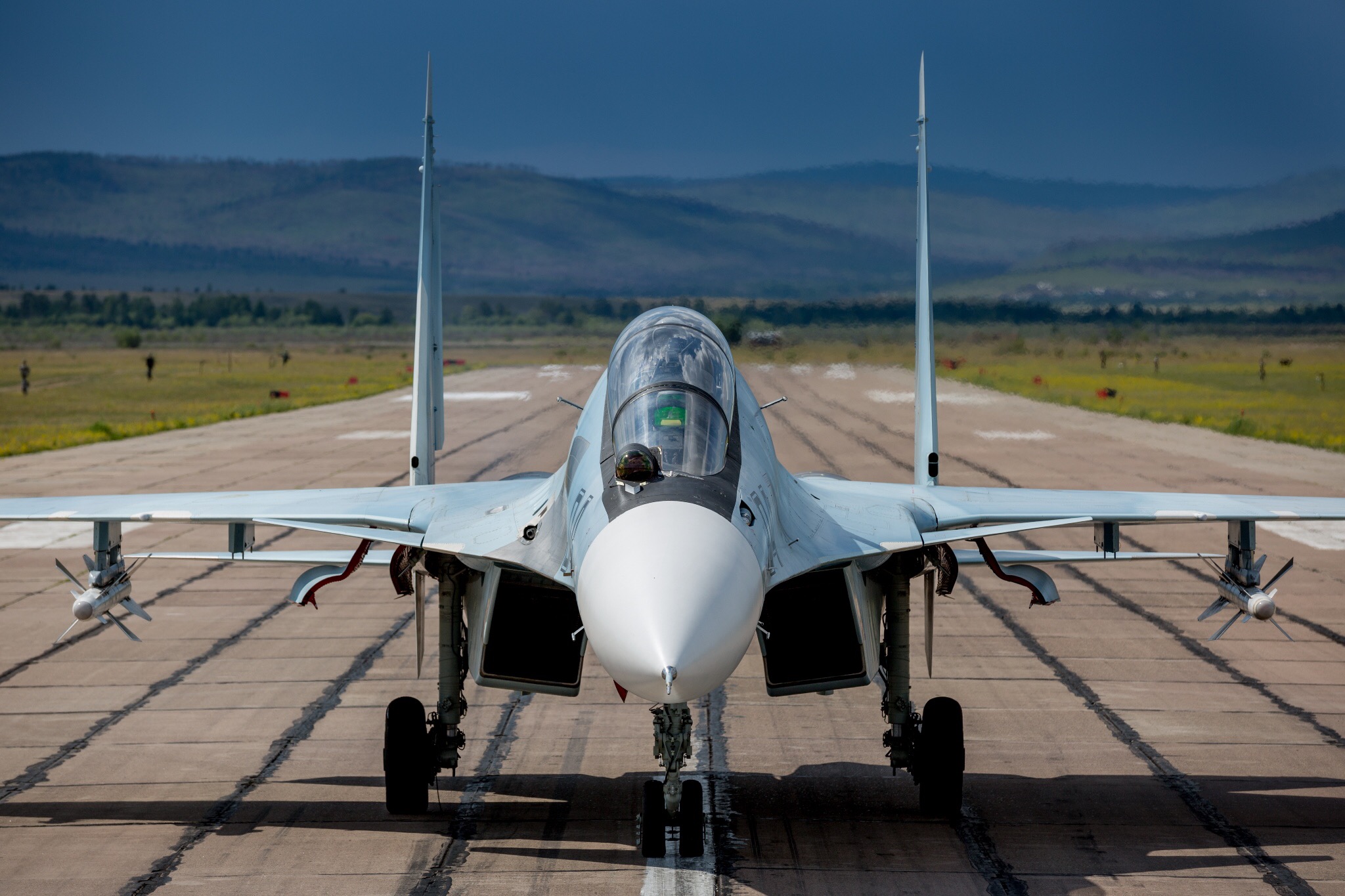 Военный эксперт: Замена самолетов в Эребуни - не нацелена против Азербайджана