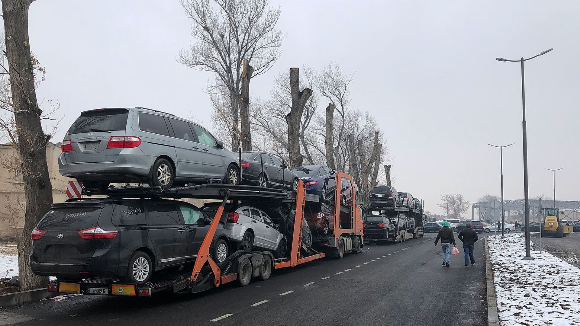 Правительство Армении занялось автомобилями, ввезенными из Грузии во временное пользование