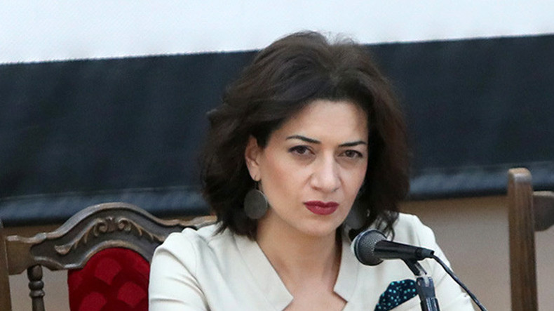 Скоро вернется в Карабах: Анна Акопян о приезде Ашота Пашиняна в Ереван