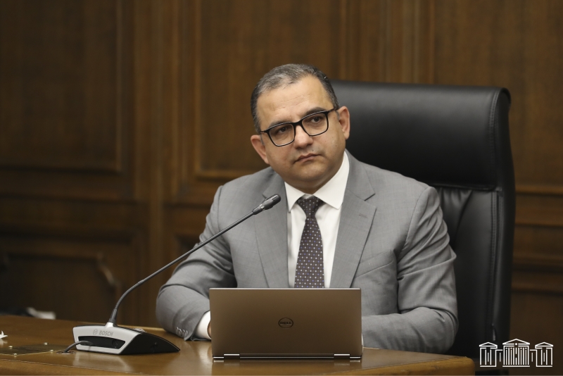 Министр финансов Армении представил данные годового отчета об исполнении госбюджета