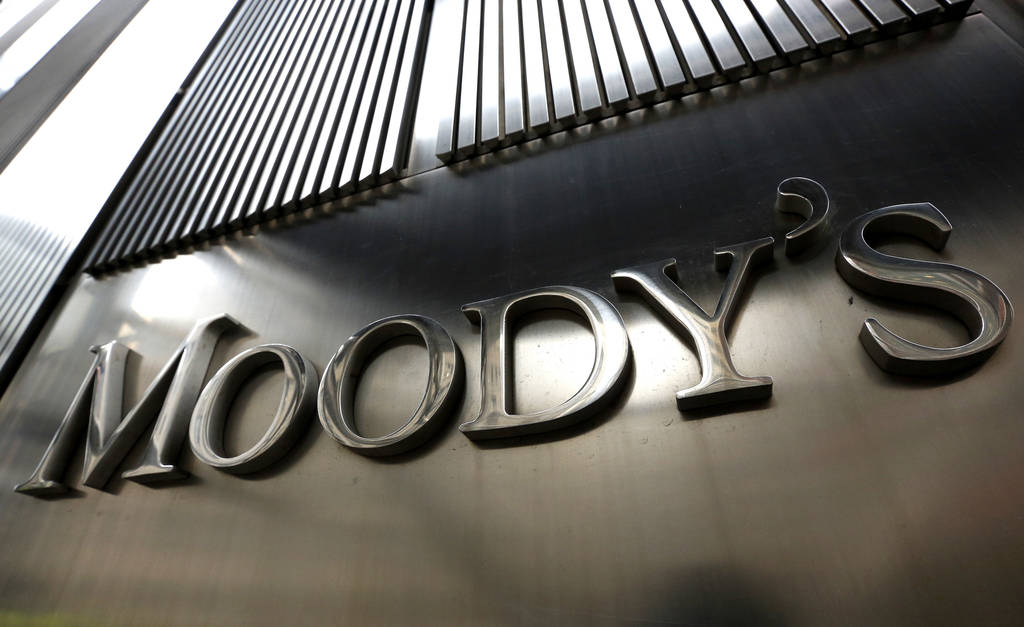 Moody 's понизило рейтинг госаблигаций Армении