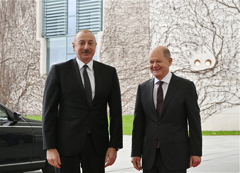  Шольц: верим в подписание мирного соглашения между Арменией и Азербайджаном в этом году 