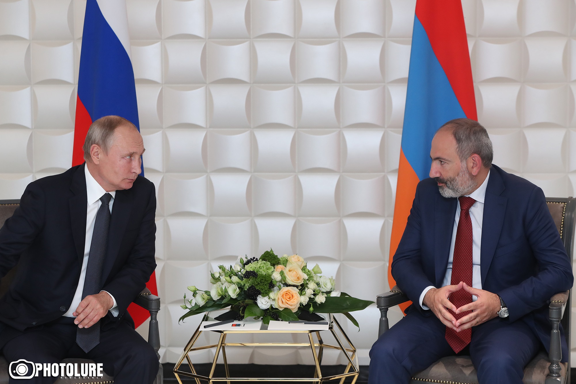 Путин Пашиняну: Вы приложили максимум усилий для результативности саммита лидеров ЕАЭС