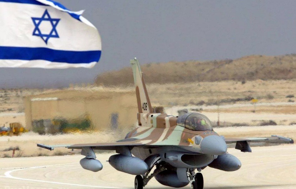 ВВС Израиля нанесли ракетный удар по военному аэродрому в сирийской провинции Хомс