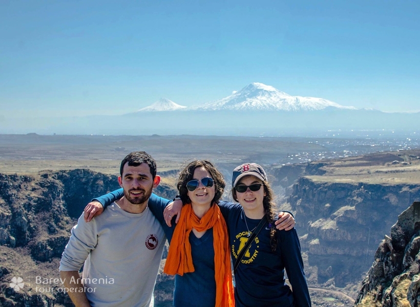Проблемы туризма в Армении: почему снизилось количество туристов? 
