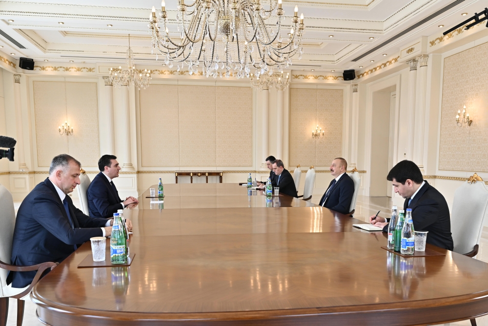 Алиев заявил о готовности к взаимодействию с Грузией и Арменией в трехстороннем формате