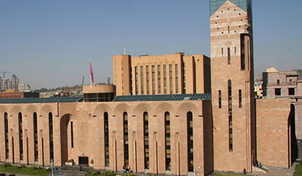 Задержаны бывший и действующий сотрудники мэрии Еревана