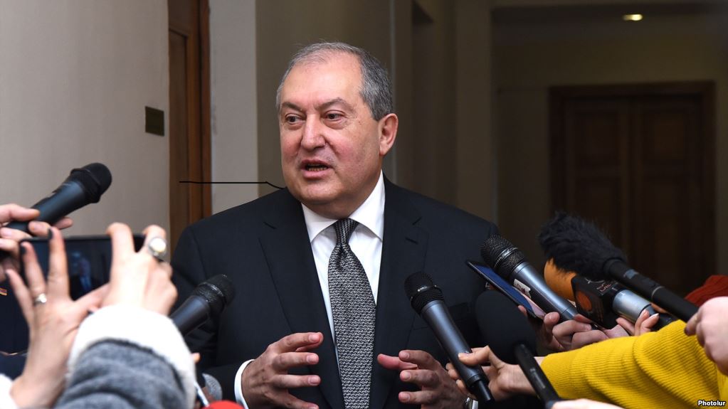 Армен Саркисян избран четвертым президентом Армении: против были 10 депутатов