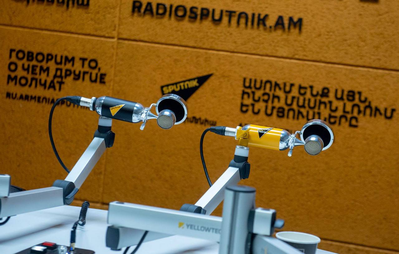 В посольстве России в Армении сожалеют о приостановке вещания  радио Sputnik 