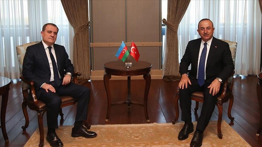 Главы МИД Турции и Азербайджана обсудили последние региональные события 
