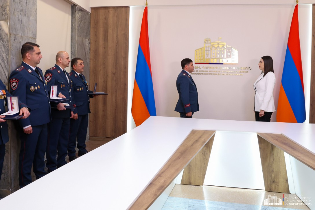 ՆԳ նախարարը պարգևատրել է համակարգի լավագույն ծառայողներին