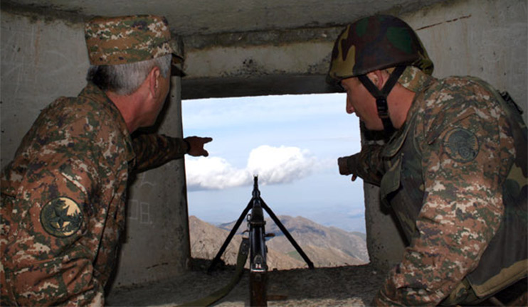В минувшие выходные Азербайджан интенсивно обстреливал армянские позиции