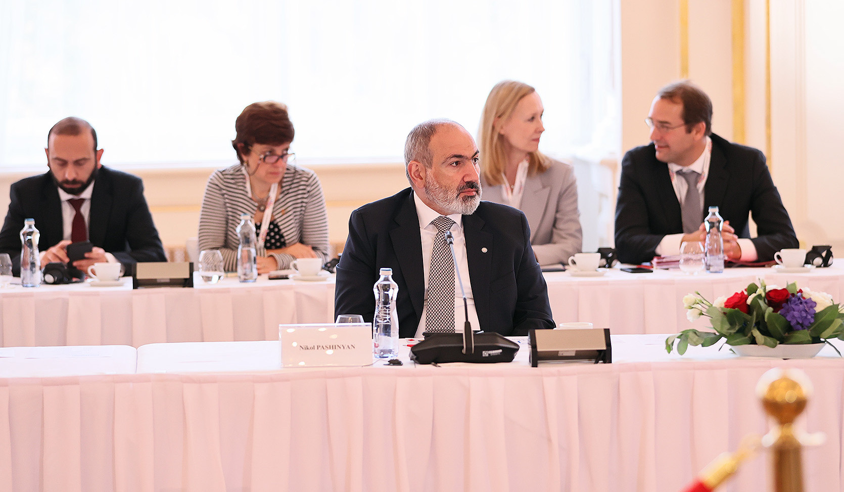 Никол Пашинян принял участие в саммите Европейского политического сообщества в Праге