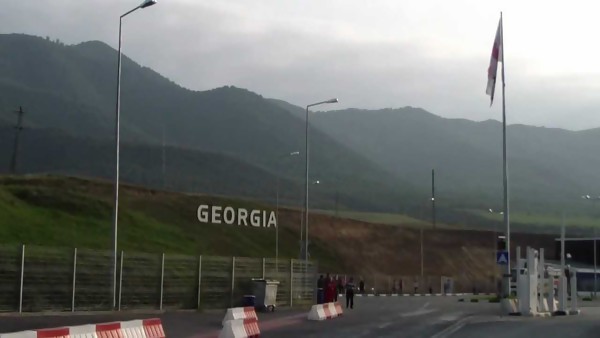 Посольство Армении в Грузии представило порядок въезда в республику 