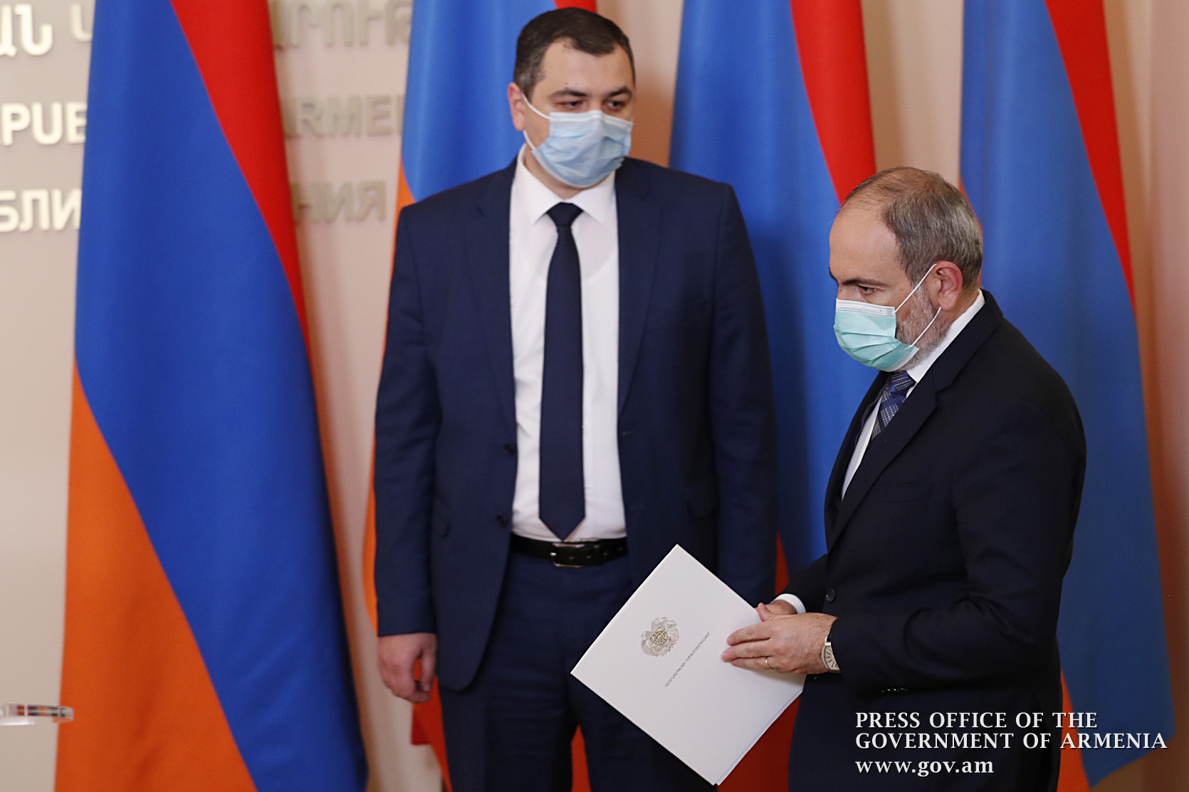 Пашинян: Армения по случаям COVID-19 на миллион человек обошла Иран и Францию