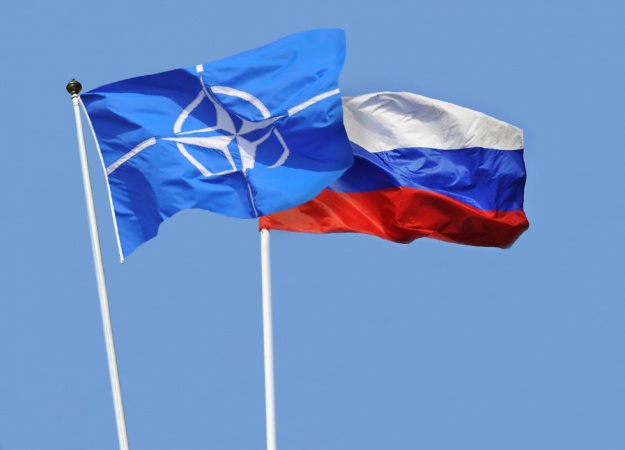 Начальник Генштаба РФ обсудил с главой Военного комитета НАТО отношения России с альянсом