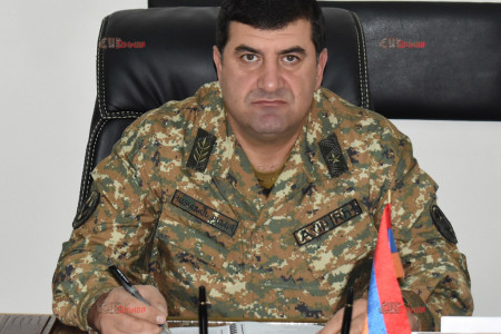 Командующий объединенной группировкой войск Армении и России Парванян отправлен в отставку