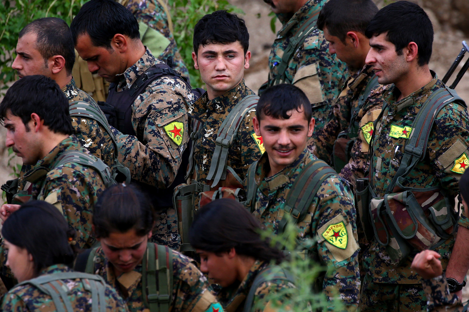 В Сирии начались тяжелые бои между протурецкими боевики и курдскими ополченцами 